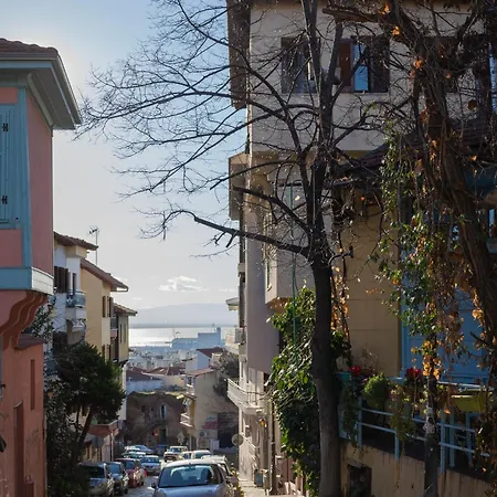 Apartment Bright Loft With Balcony Near Old Town Thessaloniki