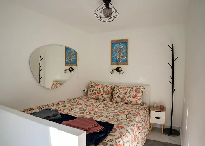 Appartement Bright Loft With Balcony Near Old Town