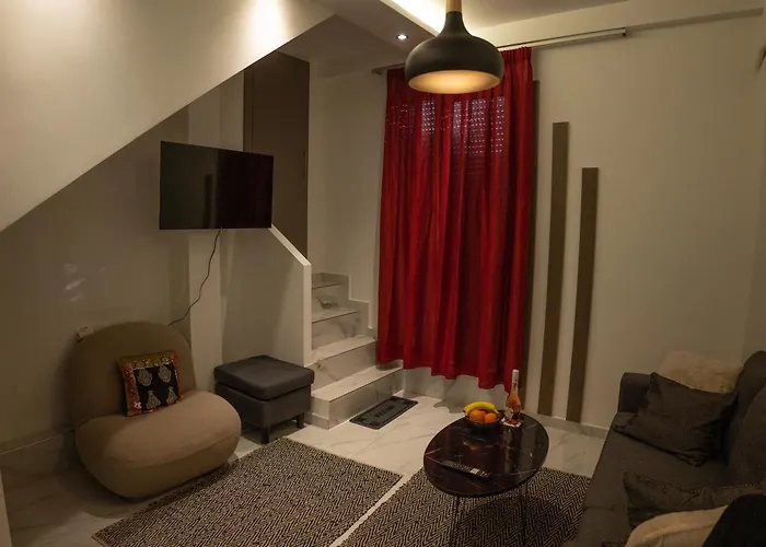 Bright Loft With Balcony Near Old Town Apartament *